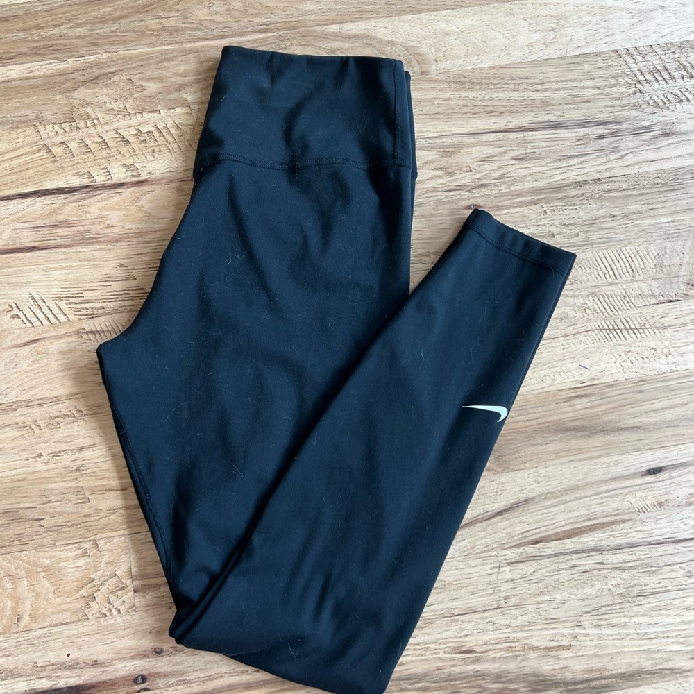 🎉FINAL PRICE🎉Nike Black Leggings ~ Size Medium
